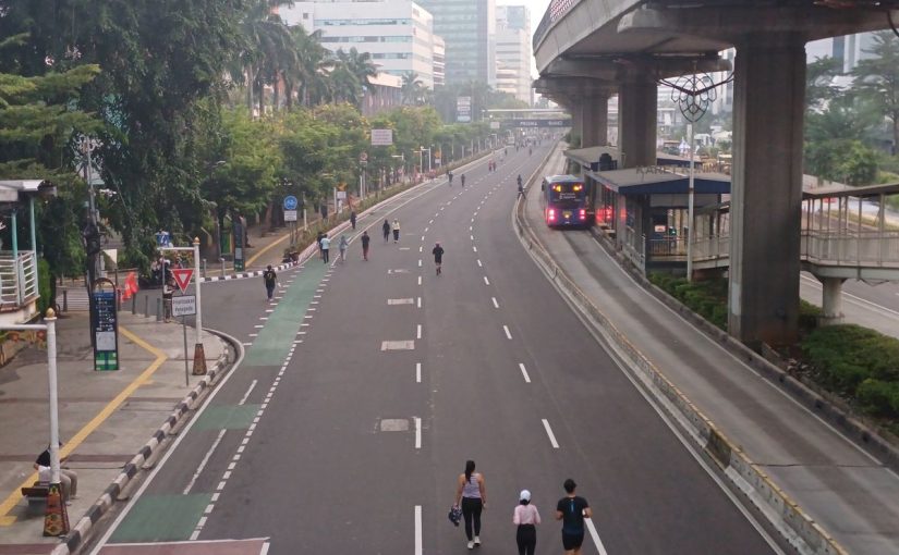 Bukan Sekadar Pace: Mengapa “Brain-Sync Running” Menjadi Tren Olahraga Paling Gila di Sudirman pada Juni 2026?
